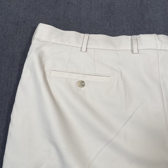 Peter Millar Beige Mens Tailored Chino Golf Shorts Size 42 Striped Lining Button - Picture 10 of 12